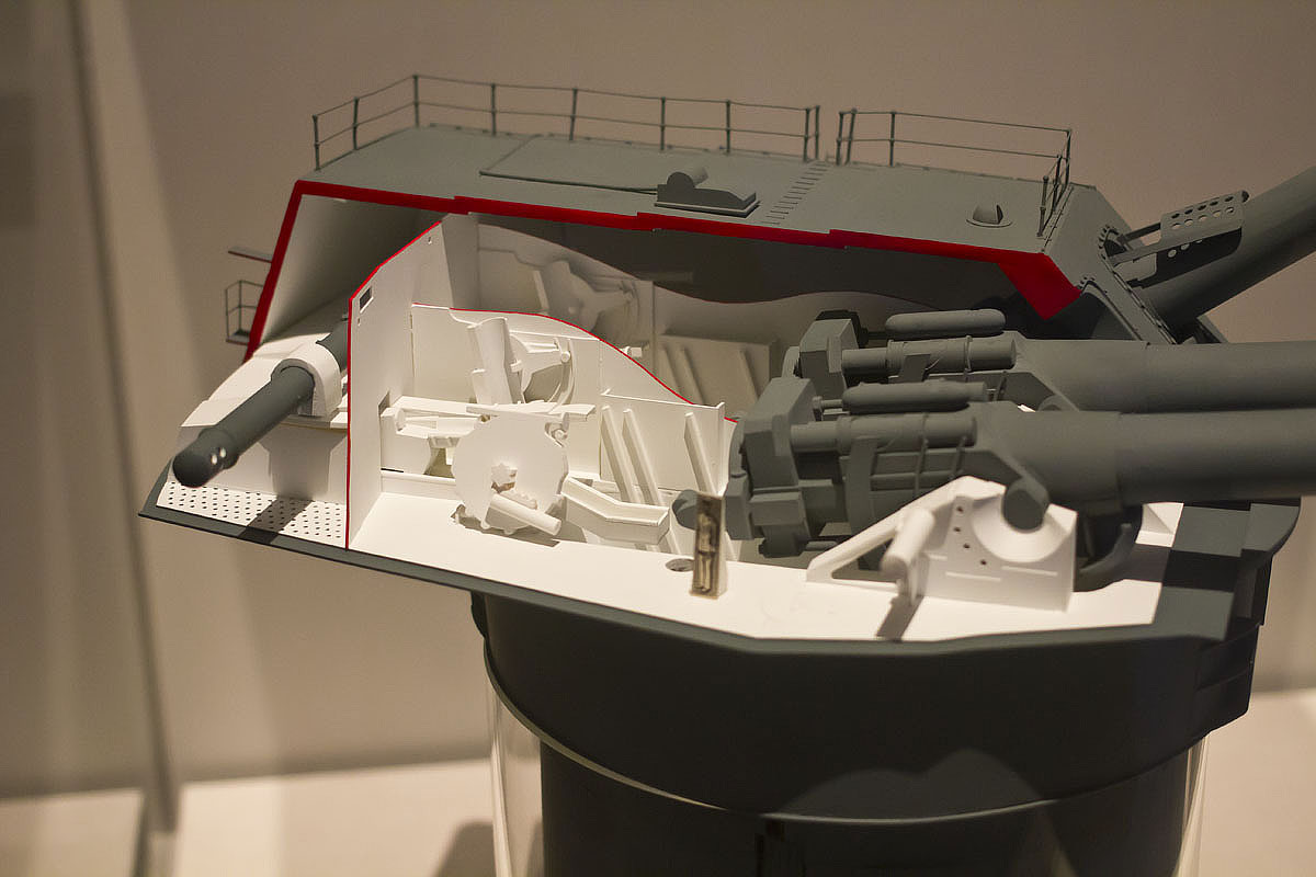 Japanese Type 94 – 18.1″/45 Gun – Fair Winds & Following Seas